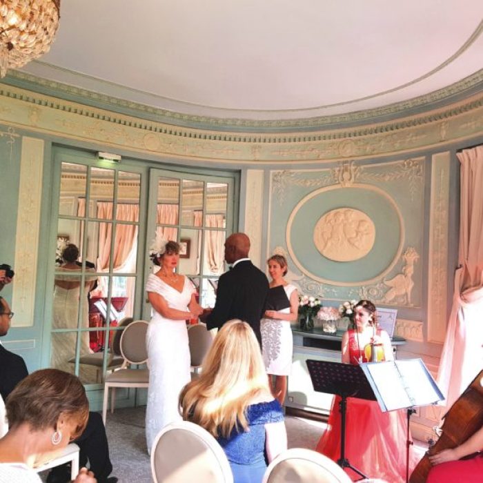 paris-city-of-love-get-married-in-paris-3-1-768x576-1